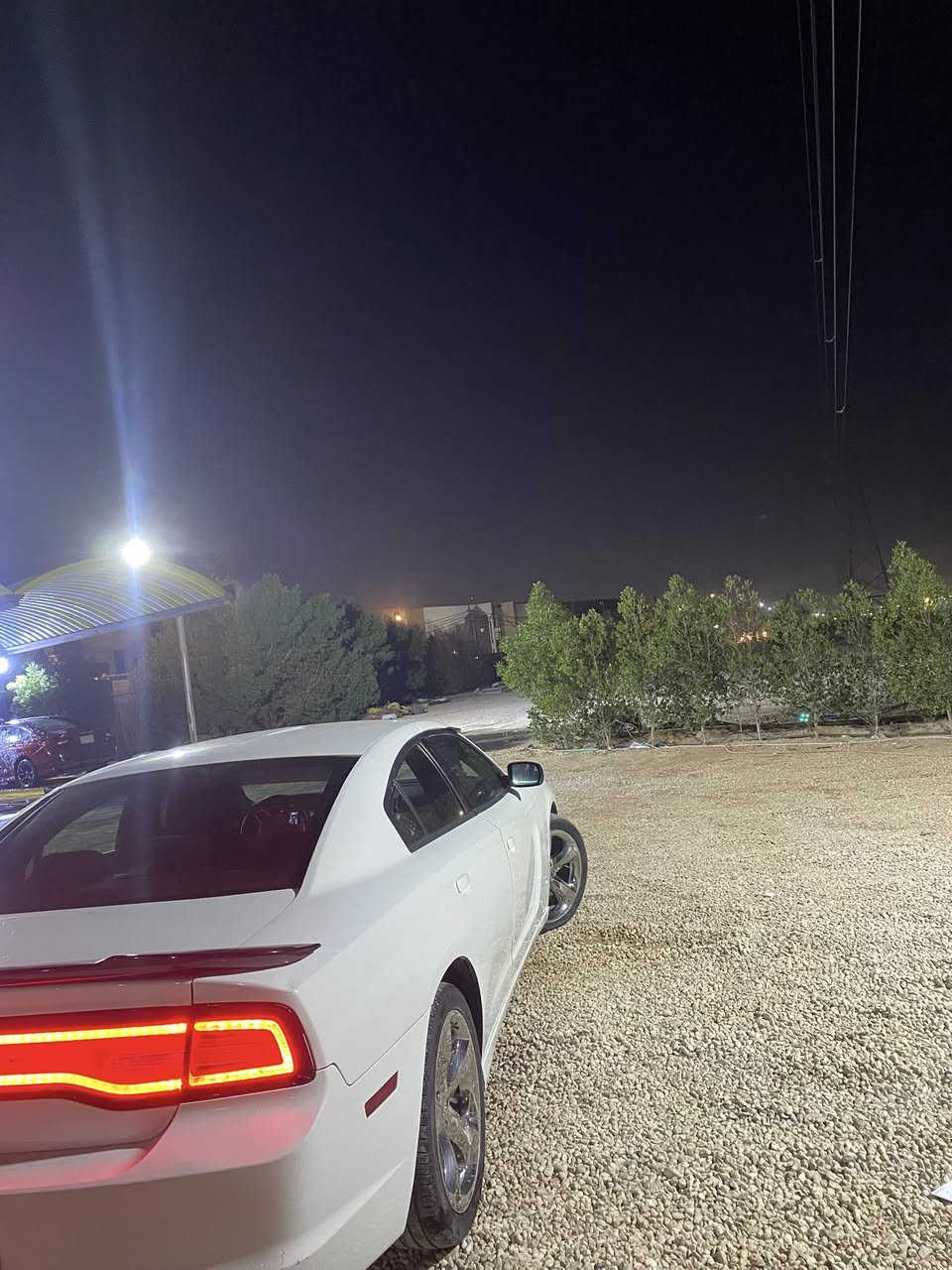 السلام عليكم جارجر 2014 ادوات مكينه 3600 گير عصا السياره جاهزه من كلشي تدفئه تبريد شرط الفحص الدواخل مخمل ومتؤمه طبق الاصل شرط الحاسبه كصتها جنطه روح بيها وين ميعجبك ما ناقصها شي جاهزه من كلشي وكلشي مبدل جديد بيها 
السياره نضيفه من الداخل والخارج سعرها 58 وبيها مجال قليل 
مكاني نجف ،، للتواصل ***********
