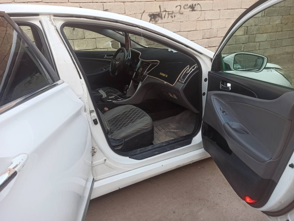 سلام عليكم سوناتا موديل 14 وارد امريكي مكفولة من ضربة وتبديل بيها رشت صبغ الجاملق الجيها اليمنا وربع الباب السيارة جاهزة كير محرك حداده تخم تاير المكان البصرة نظران الشراي يتصل وبخدمته السنوية 27     ***********. *********** البصرة, العراق
