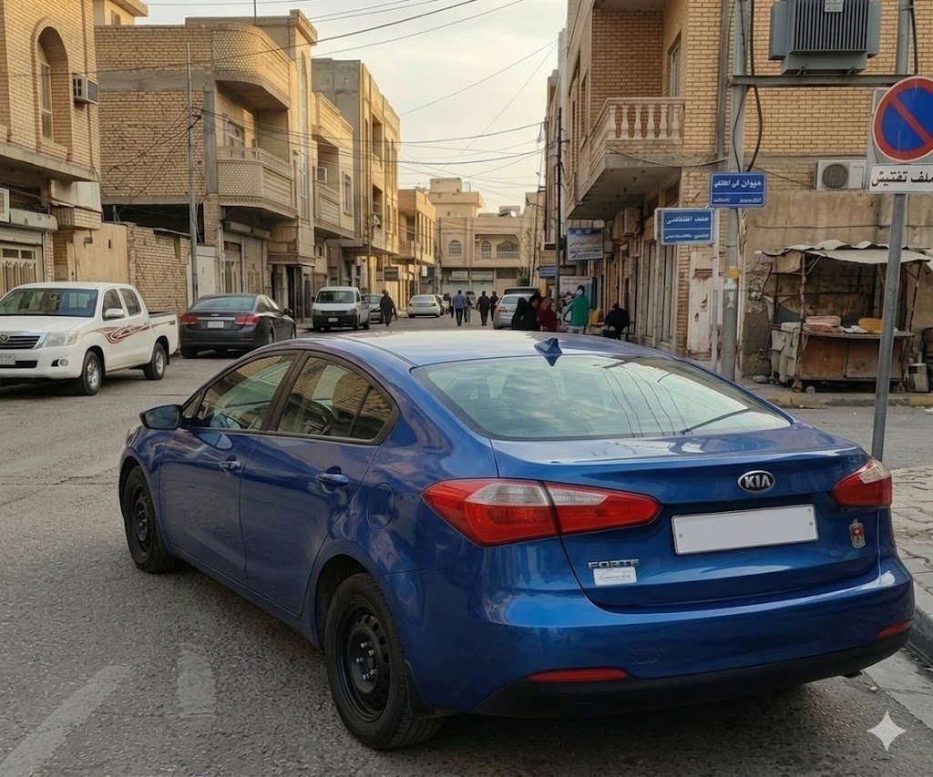 كيا فورتي 2015 - نظيفة جداً وبسعر مناسب 🚗
التفاصيل والمواصفات:

الموديل: 2015، صالون.

المحرك: 1800 CC، (دووش) بحالة ممتازة.

ناقل الحركة (الكير): جيد جداً.

اللون: أزرق مميز.

الرقم: ديالى (مشروع وطني)، تحويل مباشر وبأي مكان بالعراق.

حالة البدي (السيارة نظيفة وما متعوبة):

البدي نظيف جداً، السونار يقرأ تبديل جاملغ يسار لكن عند الفحص (فتح براغي فقط) يعني "ما متبدل".

باب السائق فيه (كلير) فقط للتجميل.

يوجد (بارد) وتعديل بسيط جداً في خشم البنيد.

صبغ في "الدوسة" جهة اليمين فقط.

الإضافات والخدمات:

التبريد: تبريد ثلج، تم تبديل المجموعة بالكامل والسيارة جاهزة للصيف.

المنظومة: مضاف لها منظومة غاز حديثة واقتصادية وتعمل بكفاءة عالية.

الحدادية: حدادية جديدة وتايرات نظيفة، السيارة "كشر ومحرك" جاهزة من كلشي.

المكان: بغداد.
للتواصل والاستفسار: ***********. بغداد, العراق
