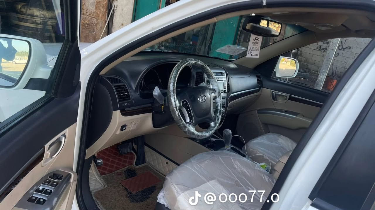 السلام عليكم سنتافي 2011 مكينه 6v سلندر فول موصفات واحد ع واحد تخم تاير صدر امامي خلفي كير مكينه خير من الله تبريد ثلج  رقم بغداد ***********
