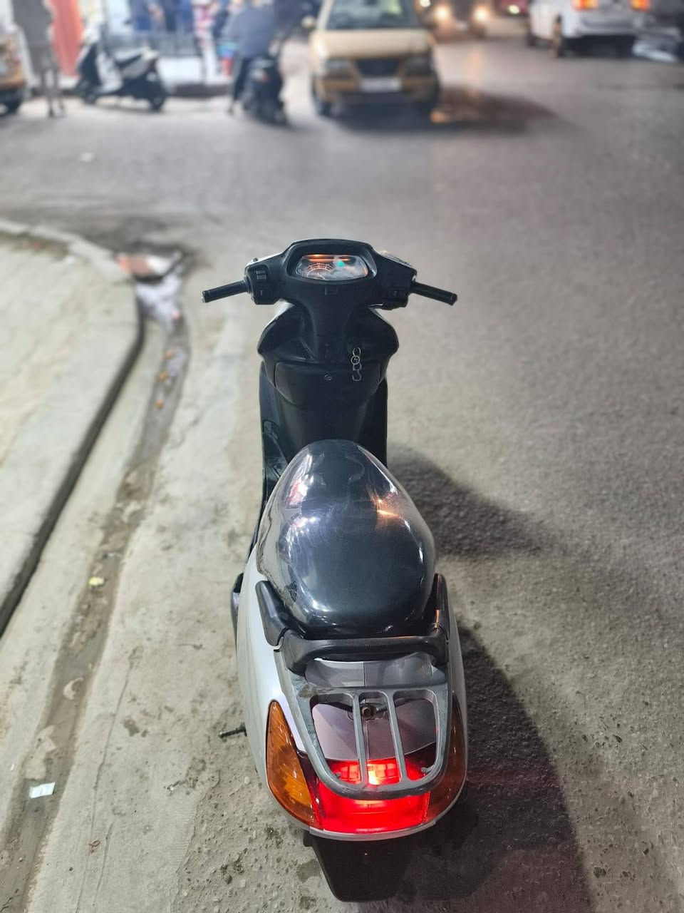 دراجه سبيسي دراجه فول نضافه وجديده كلش عوزه شوي ترتيبات السعر ٧٥٠ وبيه مجال قليل رقم الهاتف *********** فقط واتساب
