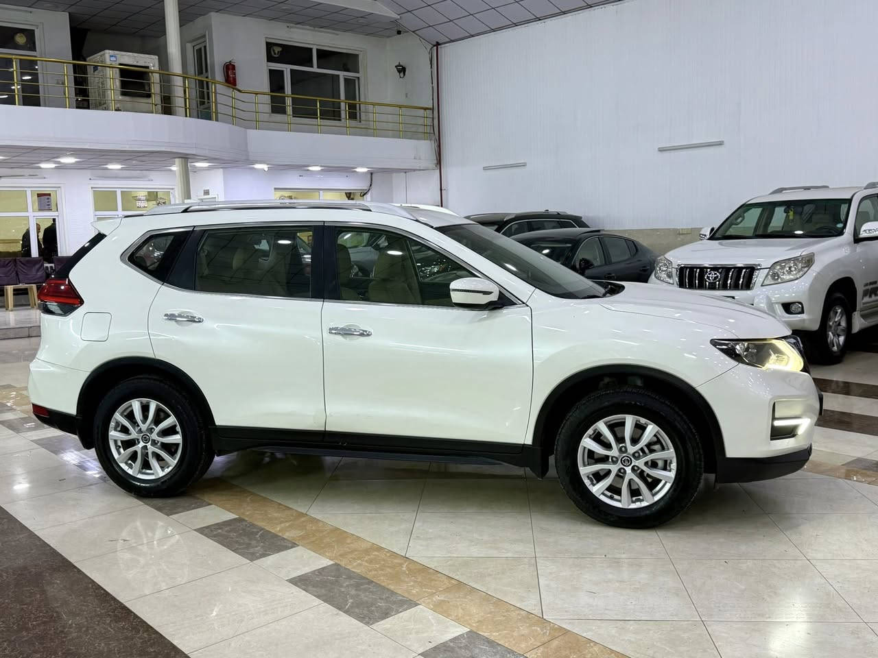 نيسان اكستريل موديل ٢٠٢٠
مواصفات سيارة خليجية 
ماشية ٤٧ الف 
سيارة بدون صبغ كير محرك شرط 
٧ راكب شاشة كاميرا كشنات جلد 
سيارة باسمي رقم سنويه جديد 
مكان سيارة أربيل شارع ١٠٠ 
*********** واتساب
