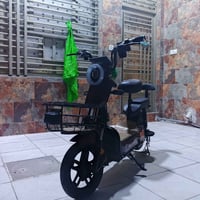 دراجه شحن حجم 14   جديده بعده والله  بيه بلوتوث  لايت قوي خير من الله ...