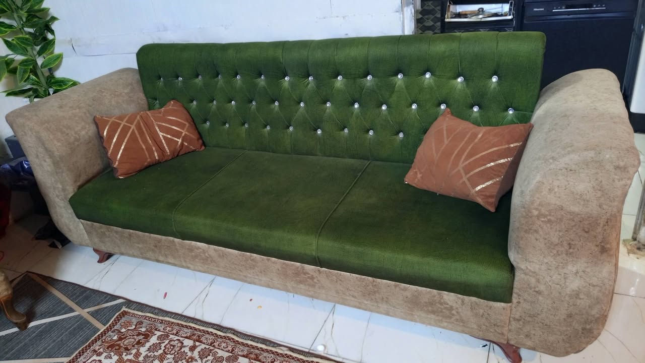 تخم قنفات جديد مع كراسي السعر 260 الحرية


**إذا كنت صاحب هذا الإعلان وتريد حذفه لأي سبب، رجاءا أرسل رسالة إلى الدعم الفني**