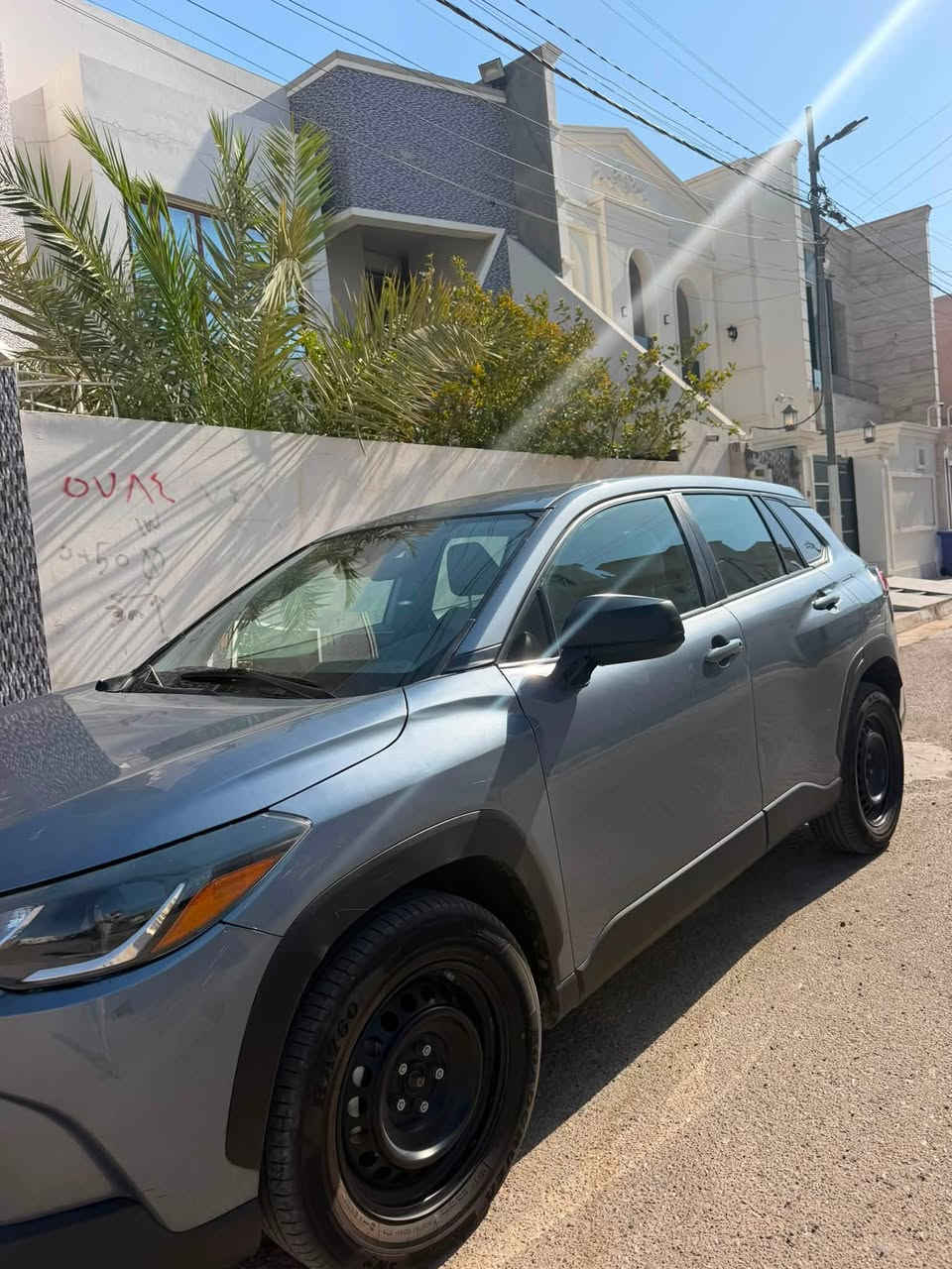 تويوتا كورلا كروس - Toyota
corolla cross
رقم بغداد باسمي
وارد امريكي بانزين فقط
الموديل : 2023 لون رصاصي 
فئة le
حادثها جاملغ عكس السايق وطرف البنيد
المسافة المقطوعة : 52 الف ميل
حجم المحرك : 2.0L بانزين فقط
داخل ابيض 
رادر امامي خلفي جانبي
شاشة كبيرة ابل كار + كروز سرعه
هاند بريك كهرباء
السعر 160 بيها مجال قليل
***********
