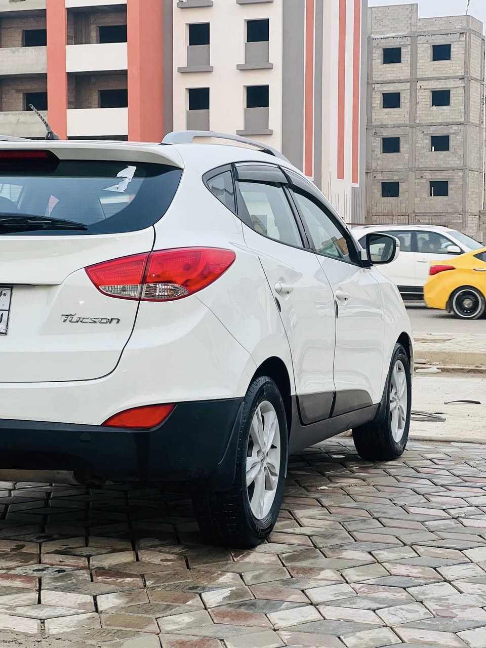 توكسان 2013 خليجي. كفاله عامه ماعده كارت زغير وربع اصابع بارد جديده كلش وضع شركه ماشيه 144 اصل سيير منازل سياره وضع شركه وجديده كلش سياره فول قماره كزاز وجاهزه من كلشي وكفله حته دعاميه من صبغ سعر 141 قفل سنويه نافذه بسم كردي تريد وكاله تريد تحويل مكاني ديوانيه ***********
