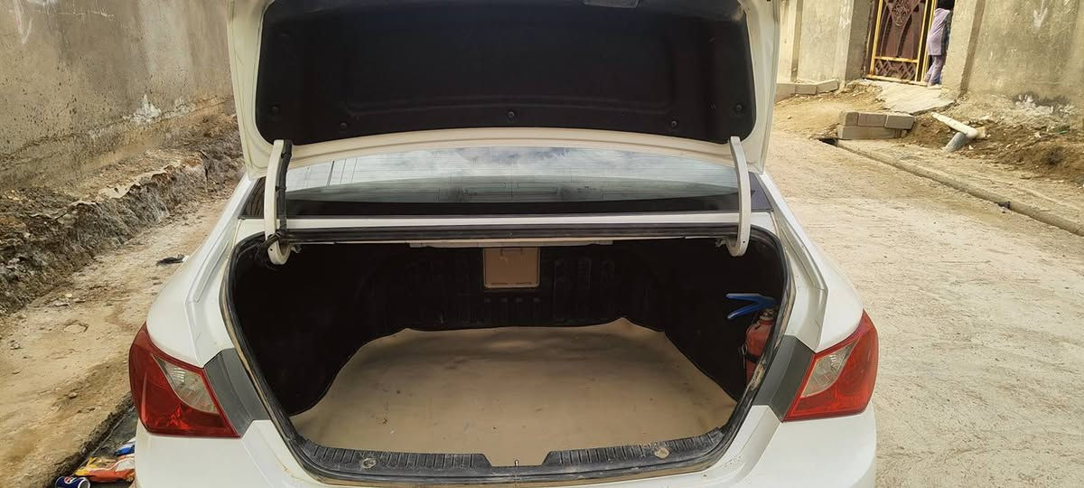 يا الله
ادمن وافق الله يرضى عليك 
مستعجل على البيع 
سوناتا خليجي 2013
سيارة خير من الله 
سنوية 2030 بأسمي
 رقم قادسية  دولي تداور بدون هزة لان بعد شهرين 
كير مكينة حدادية جديدة 
 تبريد خير من الله ثلج تدفئة 
بيها هواي مواصفات 

بيها باب الصدر مبدل بالخليج 
والجاملغ الخلفي رشة صبغ  لا معجون 
 . ولا بارد 
صورتها گدامك . 
السعر 110 $ بيها مجال قليل 
عجبك السعر اتصل ماعجبك السعر لاتتصل . الله يوفقك كلشي كتبته الك . مكان السيارة ذي قار 
هذا رقمي 
***********
