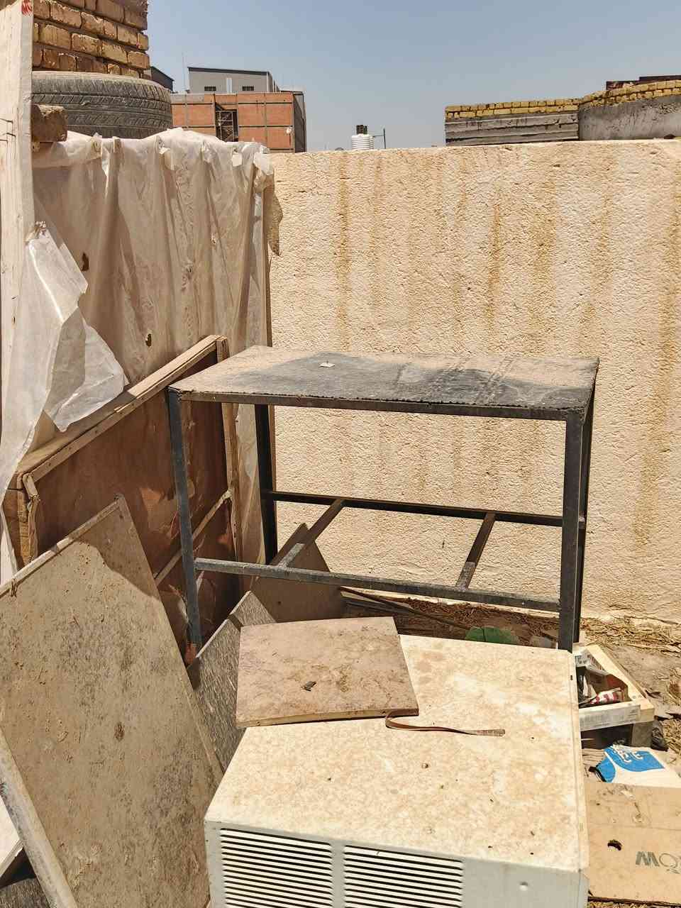سلام عليكم
غراض مستعملة للبيع 
جرباية عدد 3 نفي الي بصورة
بانيو مال واحد مام كلشي مابي
سيكلات عدد 2 
دوسات عدد 2 قفص مال مكيف 
برميلواحد مابي شي 
السعر خاص مكاني ناصرية مركز 
*********** رقمي
