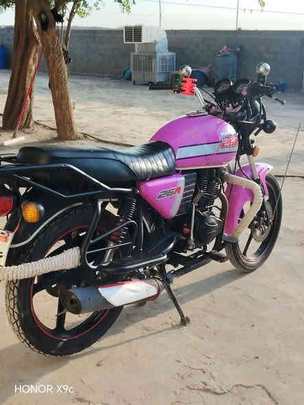 مكلف مكلف بلنشر 

للبيع 

#السعر 1250وبي مجال 

دايون نفخ 2023اوراق كامله #سكنر 

دراجه مال جناي مكفوله مابيها نقص 

كهربائيات تخبل 

حلوه لون مميز

مكان بابل الحمزه الغربي الغزالي 

اتصل وتدلل ***********
