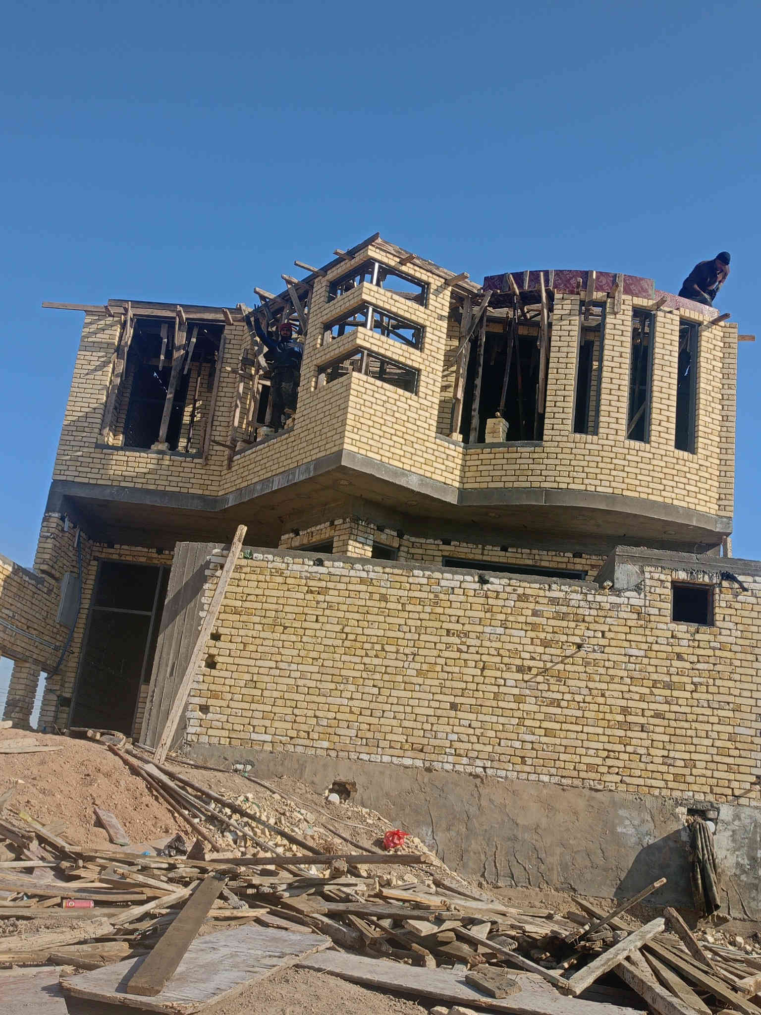 ال كفت لبناء صب كونكريت بل نقد وبل قصد معه كفيل ناصريه مركز***********
