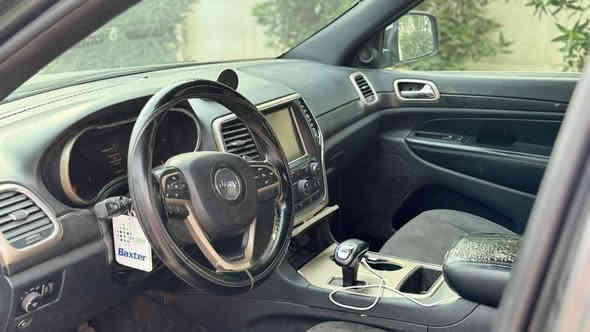 السلام وعليكم جيب موديل 2015
السياره حادثها موضح بل صور
اني صابغها عام السياره عندي من ال 2016   مسويلها ادامه كامله 
ماشيه 111الف 
السعر 158 وبيها مجال قليل
بغداد الغزاليه
‏0️⃣7️⃣7️⃣1️⃣6️⃣2️⃣3️⃣4️⃣7️⃣5️⃣5️⃣ بغداد
