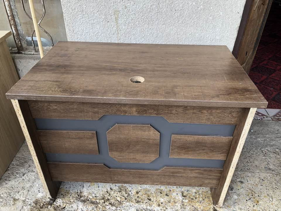 امياز مكتبيه سعر الميز ٩٠ الف 
سطحه سعر الواحده ٩٥ 
كرسي مكتبي سعر الكرسي ٤٠ الف 
كرسي جلد ٢٥


**إذا كنت صاحب هذا الإعلان وتريد حذفه لأي سبب، رجاءا أرسل رسالة إلى الدعم الفني**