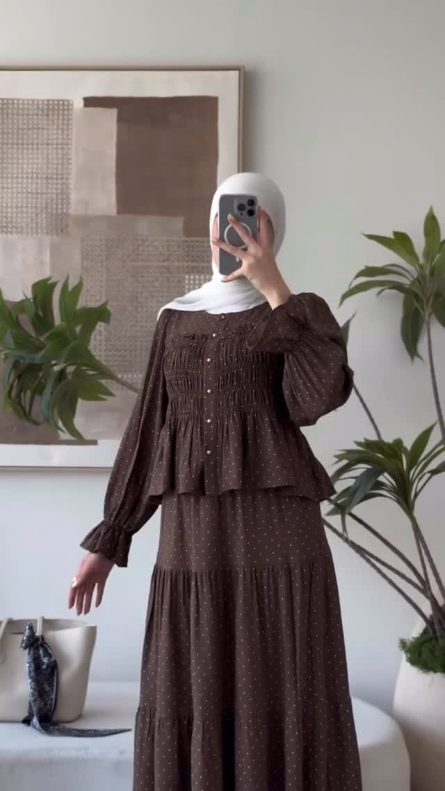 الطقم التريند الانيق🥺✨
.
ثلاث الوان اسود ابيض جوزي
.
القياسات 38-40-42-44
.


**إذا كنت صاحب هذا الإعلان وتريد حذفه لأي سبب، رجاءا أرسل رسالة إلى الدعم الفني**