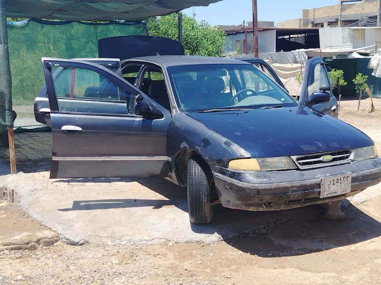 ​سلام عليكم
للبيع كيا سيفيا موديل 1994
السيارة بحالة عمل جيدة وجاهزة
​المواصفات
الكشر الخارجي مثل ما موضح بالصور 
المحرك نظيف ووضعه تمام
الداخلية والكراسي تحتاج دوشمة وموضحة حالتها بالصور
زوج تايرات أمامية جديدة
الكهربائيات وضعها جيد نوعا ما
السيارة رقم الانبار خصوصي
​السعر المطلوب 25 ورقة وبيه مجال بسيط للشراي المعتمد
مكان السيارة الفلوجة
التواصل مخابرة فقط الخاص مهمل يرجى الاتصال على الرقم التالي
***********
