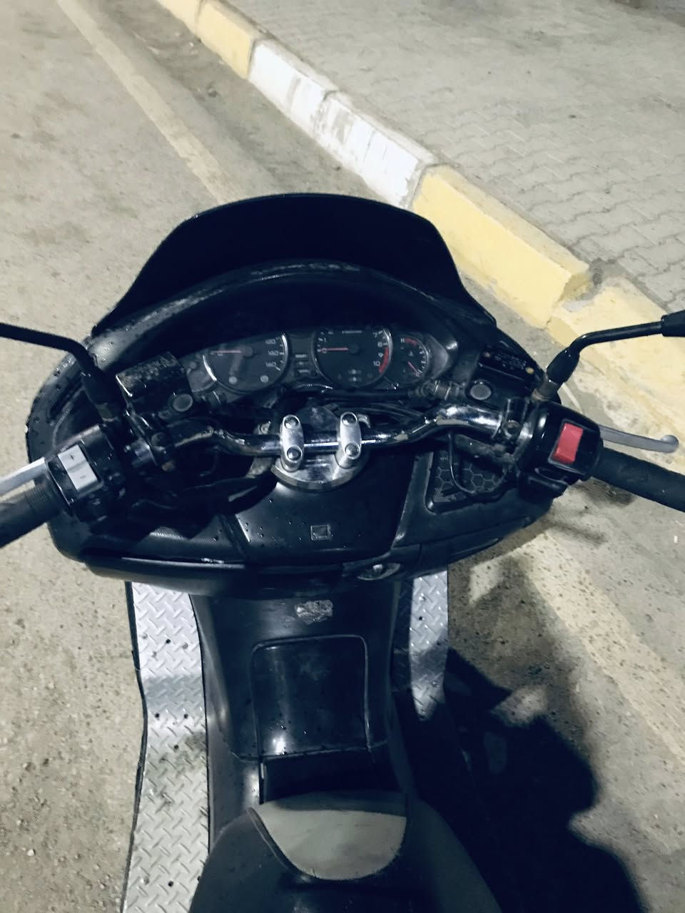 السلام عليك.
فورزة 0/9 مكفولة مابيهة اي نقص كلها كاملة من كلشي كهربائيات كلها شغالة كشرهة شوفت عينك شلعة تشك الكاع و مكينة لا تنقيص و ناعمة تخبل كاملة من كلشي مكاني ديالى بعقوبة للاستفسار ***********
