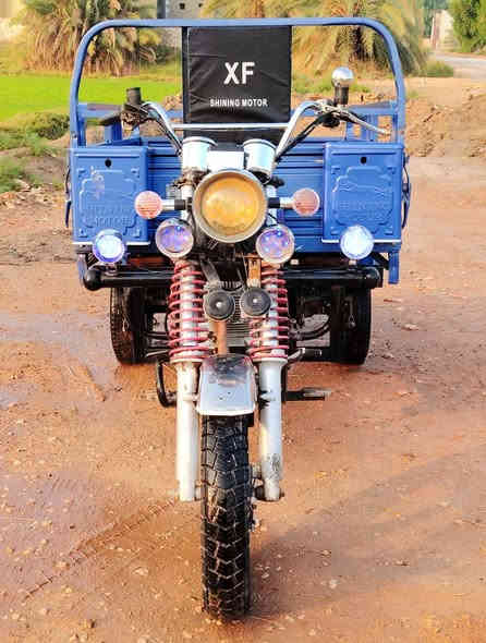 ستوته جمره فحل2022 طالع 2023 بشهر 4 رقم انكليزي نجف بسمي وسنويه مجدده 2030 كفاله عامه من قطرت صبغ ولحيم ستوته جاهزه مال جناي  كهربائيّات كله شغال تخم تاير جديد
السعر \2400/وبيه مجال الشراي يتصل *********** مكان نجف مناذره
