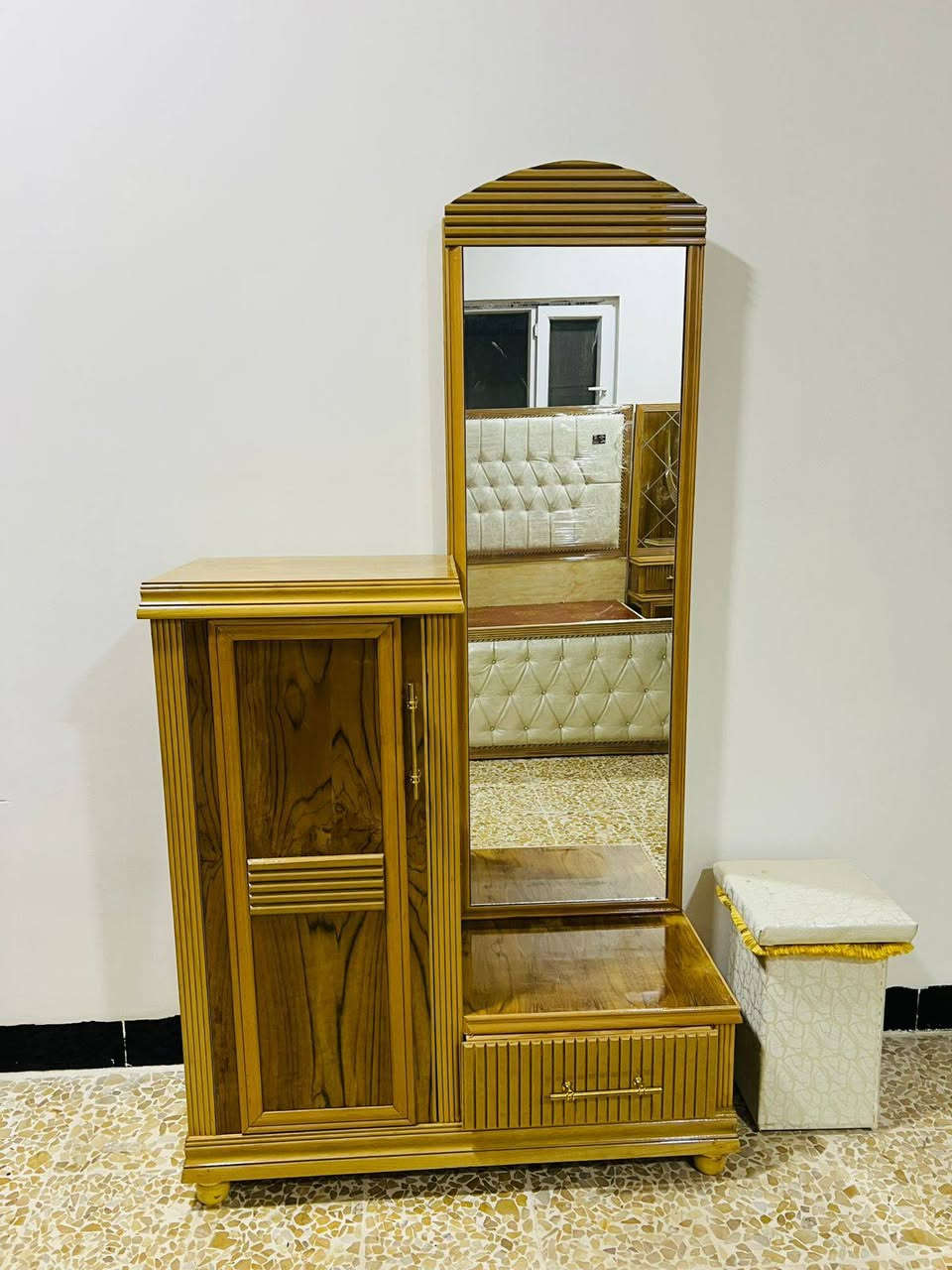 بالتقسيط 〽️  بالتقسيط  〽️  بالتقسيط
◾ غرف نوم أحدث ال فصالات بالتقسيط لمده 18 شهر وبدون مقدمه ويوجد لدينا أيضا فصالات حسب الطلب وايضا فصالات تركية حديثة شغل عراقي درجة أولى )

◾طريقة البيع بل تقسيط اذا عندك موضف متقاعد  منتسب  اوكفيل  على مصرف الرافدين ابيعك اقساط مدة 18شهر بدون مقدمة الاستقطاع يكون يدوي او الكتروني

#العنوان الموصل - الجانب الايمن - الصناعة القديمة مقابل ميزان البيادر *

#عدنا توصيل لجميع المناطق.. القرى.. النواحي.. المحافظات
#يوجد لدينا نظام استبدال الغرف و الاتفاق على الفرق 

🌀تواصل معنا... الاتصال او المراسلة عل واتساب عل هذه الأرقام انطيك كافة التفاصيل) 
✅واتساب ☑️***********اسيا
