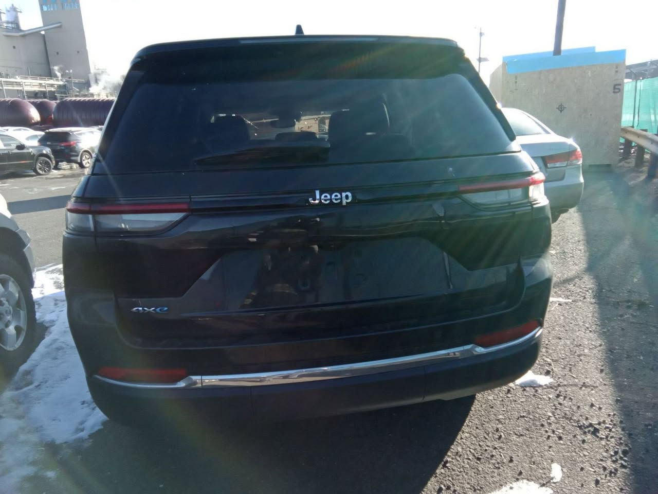 تم تنزيل السعر
جيب كراند شيروكي4Xe 2024 وارد امريكي

حجم المكينه : 2000 تيربو + هايبرد + بلك إن 

لون زيتوني

رقم بغداد الجديد

                     

مواصفاتها 

1.شاشات عدد 3

2.بصمه

3. تشغيل عن بعد

4.دمام خلفي

5.كشنات جلد

6.كشن السايق ميمري

7.كشنات كهرباء

8.صندوك كهرباء

9.حساسات خلفيه 

11.اشاير بالمري

12.رادار امامي

13.رادارات 360

14.خمسة وضعيات قيادة

15. بنوراما فتحتين

16. كير ماوس

17. نظام منحدرات

18. هيترات بالكشنات 

19.ويل كب كروم

20.لايتات لد

21.بكلايت لد

22.كشافات

23.بصمة ابواب

حادثهة جاملغ ايسر وبنيد البنيد مبدل نفس اللون والجاملغ مصبوغ 

ايرباك طاك دركة ودشبول مرجعه بلادي 

ماشيه 33الف ميل 

السعر خاص 

عنوان جميله 

رقم    

***********
