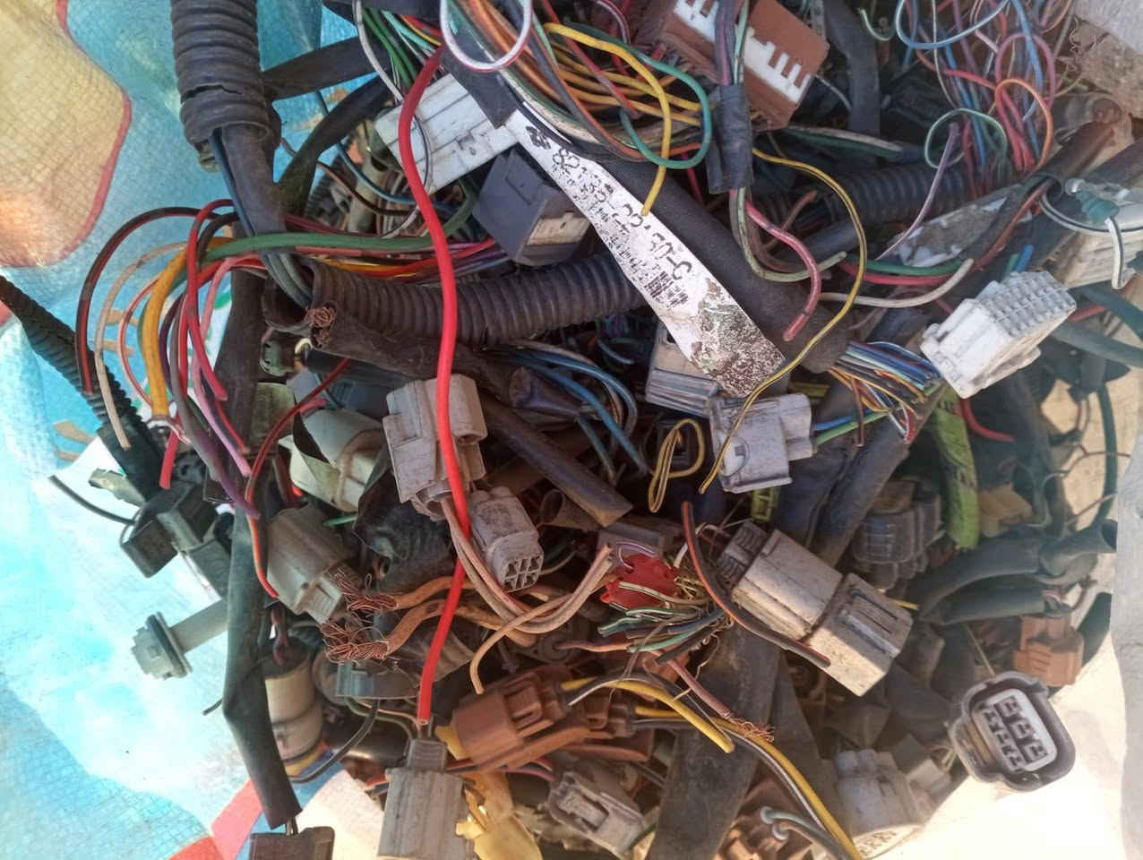 انواع الفيش سيارات 
للاستفسار، 
***********
