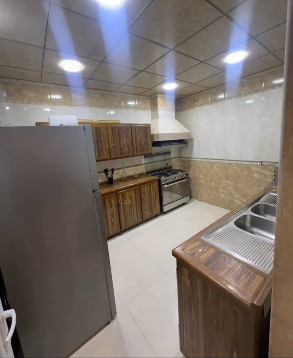 🏡الدار للبيـــع 🏡🏡الدار للبيـــع 🏡

🌎حي الاربچية 🌎
قرب افران دار السلام
سايدين النعيمي 🤗

#المساحـــة👈 325 😍

#الواجهة👈 12 🤗

⭕بناء قديم. محدث 🏗️

⭕تبليط عريض ⭕

⚡كارت بلديــة  ⚡⚡

يتكون من

كراج  سيارة
استقبال
ومطبخ 
وغرف نوم 3 😍
وهول
وصحيات داخلي وخارجي

🔥🔥السعر 210 مليون فقط 😱😍 وقابل للتفاوض 🔥🔥

للمزيد من المعلومات يرجى الاتصال على الأرقام الاتية

***********
***********

لعرض عقاركم يرجى الاتصال على الأرقام المذكورة موصل, نينوى
