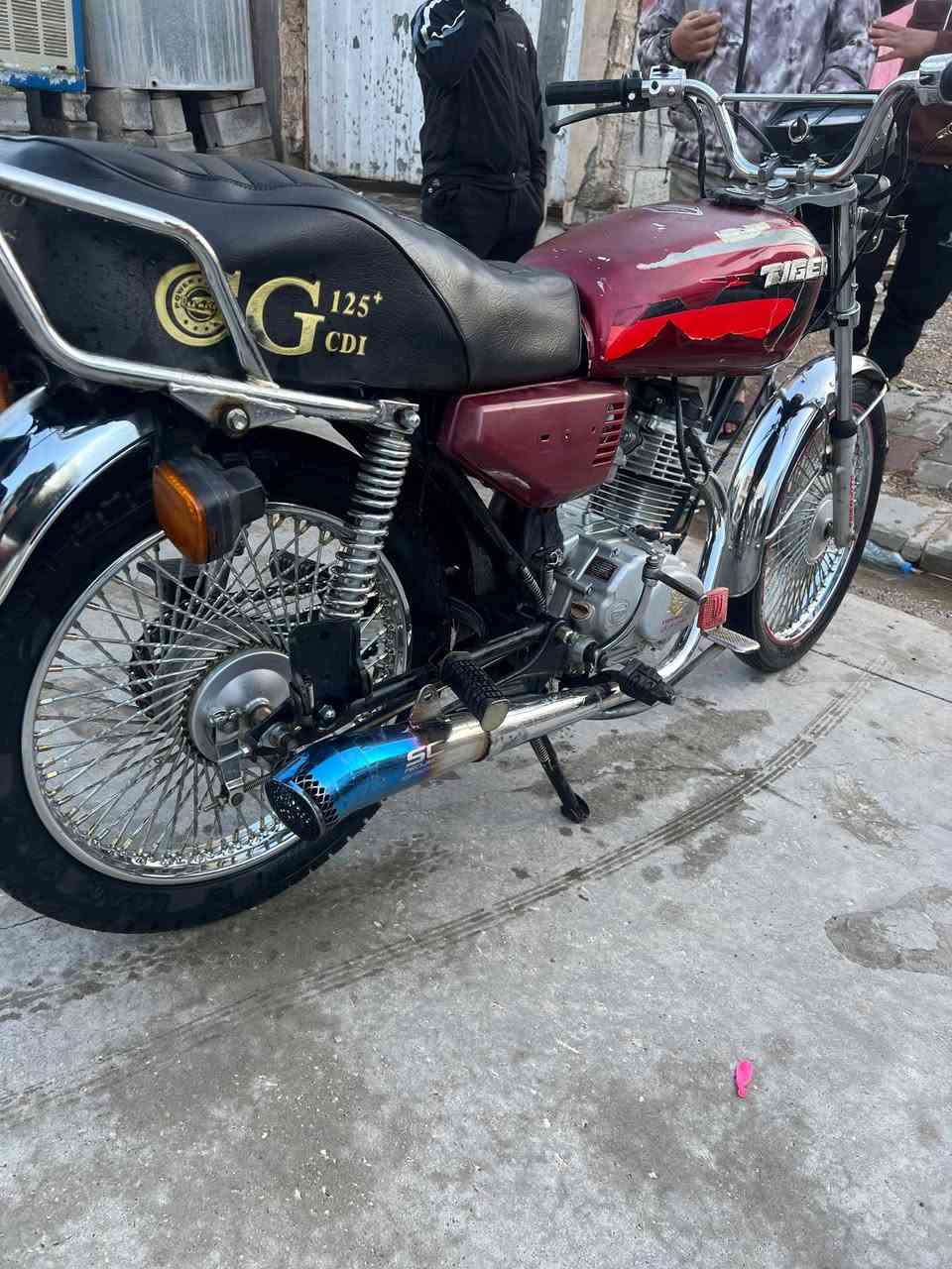 تايكر 20مكينه كبس مامفتوح شلعه معدل و حيل ناعمه صالنصه رياضي من شركه SCسعر خاص
رقم ***********
