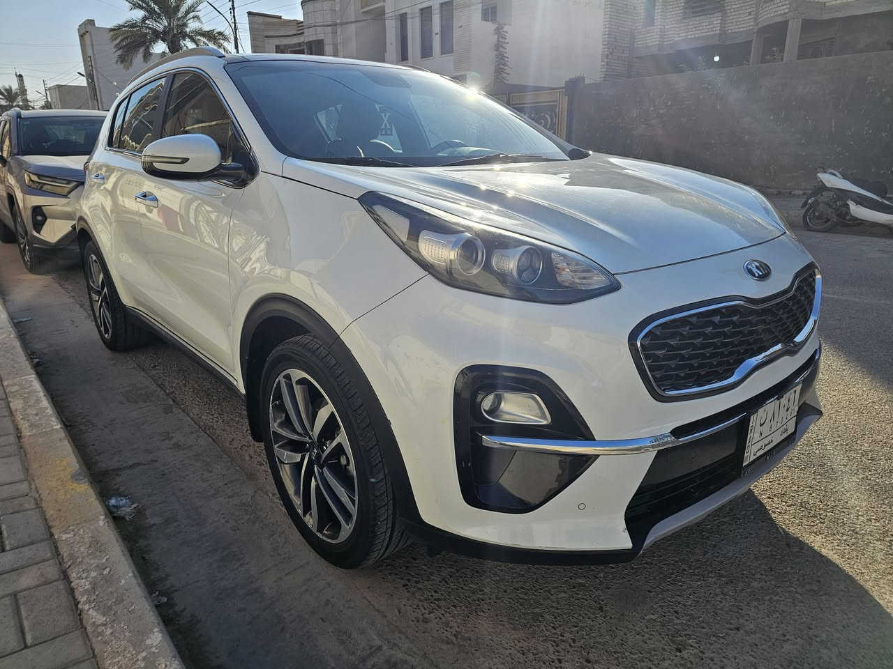 السلام عليكم
كيا سبورتج 2019 خليجي 
رقم بغداد سنويه ب اسمي تحويل مباشر ب اسم المشتري 
عداد المسافه 145.000 
المواصفات 🔰
بصمتين
محرك 2000 دوش 
حساسات امامي خلفي 
تحكمات ستيرن
شاشه تاب 
درايف مود  اوضاع قياده / نورمل / ايكو / سبورت 
تبريد قطعتين 
كشنات بيجي مخمل وجلد 
صندوق كهرباء
سقف بانوراما
بصمات ابواب
وبعد بيها مواصفات 
.
صور السونار مرفقة بالمنشور
تبديل 3 قطع نفس اللون 

السعر المطلوب 190 وبيها مجال✅️

📍عنواني / الانبار - الرمادي 

💥((مكلف بالنشر))💥
رقم صاحب السيارة
***********
