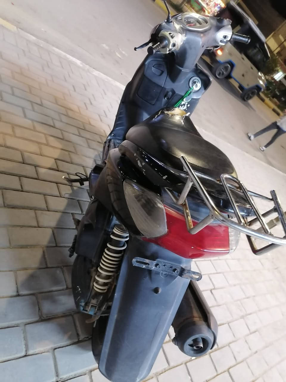 سلام عليكم سكنس فحل للبيع
دراجه ناعمه نكره سلف😍
محرك خير من الله 150cc شلعه ومعدل
كهربائياتها شغاله مابيها اي نقص 
جيب فيتر وتعال رقم ***********
ب500
