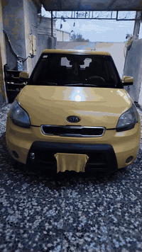 السلام عليكم كيا صول 2010 للبيع  محرك 2000 دوش المرغوب سيارة حلوة ونضيفة تحويل مباشر  سنوية قبل يومين مجددها هزة لشهر العاشر السعر 80  مكان بغداد كفائات العبيدي ***********
