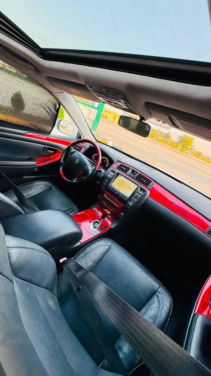 شاهینە ٢٠٠٧ بڕاوە بڕاوە
✅GRS 184
بێ دوکەڵ🔥 قەترە دوکەڵی نیە✅١٢٠ هەزار رۆیشتوە
کۆدی بۆ کراوە✅
جڵد سڵاید هیتەر  ئاوێنە ئیشارەت کوشن خەزن و کارەبا سوکان حەیزەران سوکان لێگزز
٤ تایەی لۆک و ویل سپۆرت✅
قووەتی خەیاڵی لەسەرە✅
برێک بەسراوە✅
کوشنەکانی زۆر خاوێنە دراویان پێوە نیە یەک ساجی نەشکاوە ✅
هەموو گیانی بەشەرت ✅چاڵ و شوختی پێوە نیە✅
گێڕو مەکینە و سەقف و کەڤەر گۆڕاو دەعم و ليدراو هەمووی بە شەرت تەقە و رەقەی تیا نیە ✅
موشتەری تەلەفۆنکە لە خزمەتدام 
شوێن…. قەڵادزێ 
***********   ڤایبەر واتساپ
