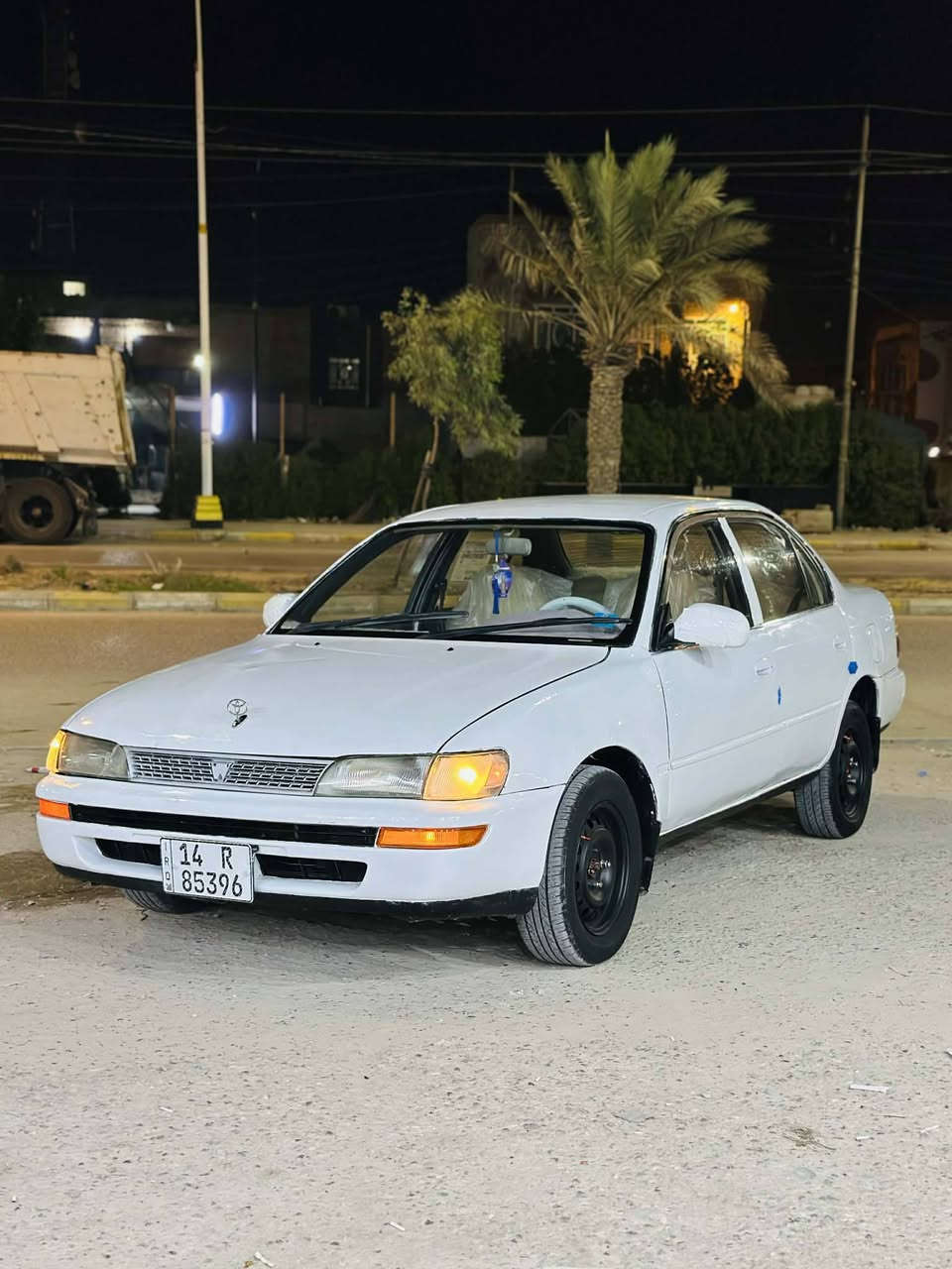 سلام عليكم كورلا 94للبيع  سياره جاهزه تبريد كهربائيّات كلهه شغاله شاشه كامره خلفيه سياره رقم بصره بسمي تحويل ثاني يوم مشروع وطني مكينه 1600مكينه وكير وحداديه كفاله سياره مكفوله من الكصه ونقل جثه والضربه القويه مسبوغه حزام جماليه 
 مكان السياره ناصريه مركز رقم ***********
