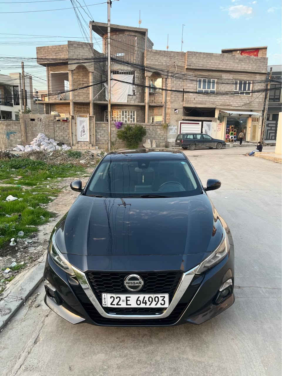 بجم كبس خلف كبس 
حادث جانبي 
فول مواصفات 
فتحة سلايت 
رادر 360 
قيادة ذاتية كشن تدفئة ستيرن تدفئة 
طخم تاير جديد
طخم جديد السيارة ما ناقصها شي 
1N4BL4DV5KN311464
مكان السيارة موصل 
*********** موصل, نينوى
