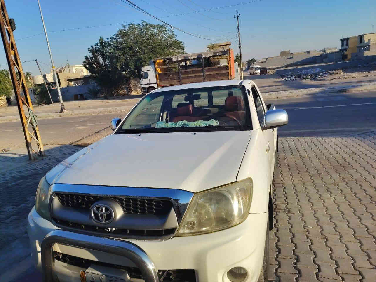 السلام عليكم بيك اب تك خمسة جنكال كفالة عامة سيارة جاهزة للعمل السعر 155 وبية مجال الهاتف *********** العنوان بغداد المعامل الحسينية اتصال فقط على رقم
