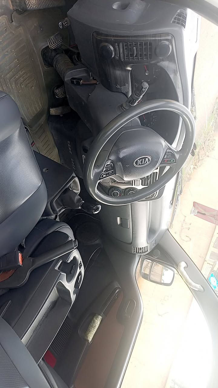 مكينه وكير وشاصي مكفولات بيه بس القماره واكعه عليه اسكيبه ومصلحه وهاي الصوره 

السعر 120وبيه مجال للشراء بس 

العنوان صلاح الدين قضاء بلد 

***********
