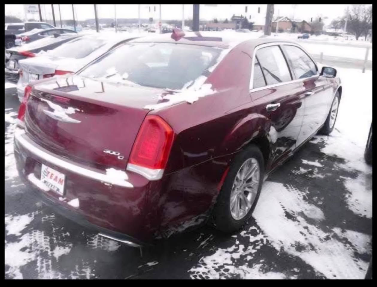 كرايسلر موديل 16اصل
داخله كلين السياره  ب العراق بيها 3قطع 
مكينه 3600بسمي تحويل مباشر 

فول عده الرادار 

كشنات تدفئه تبريد 

هيتر ستيرن 

كشنات خزن 

برده خلفيه 

وبيها مواصفات بعد 

كير مكينه خير من الله 

مكانها الغزالية 

السعر 180

***********
