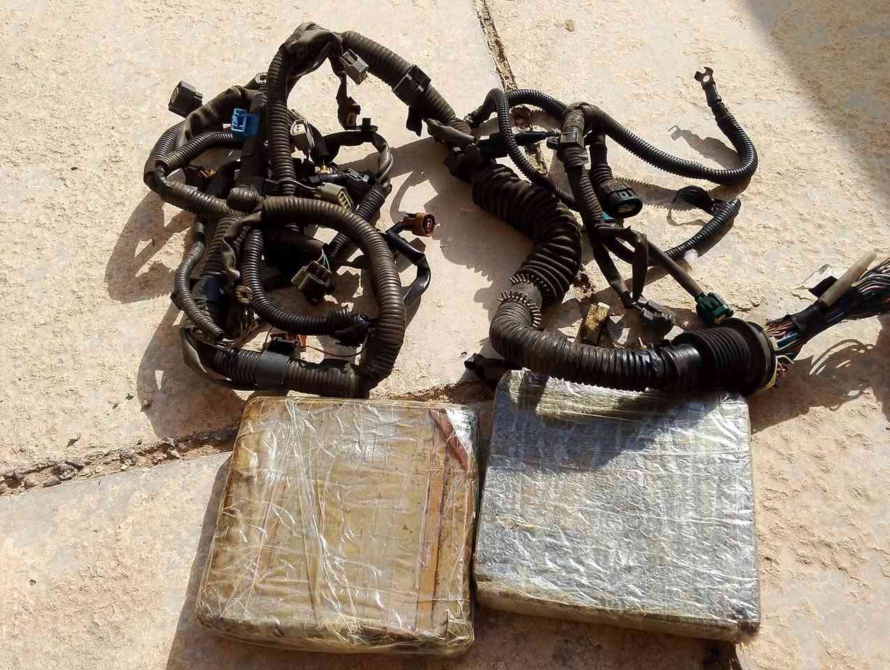 سلام عليكم ضفيره عقوله 2 مال ففتي مجول البيع رقم الهاتف ***********
