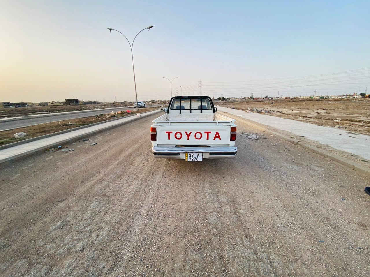 سلام عليكم بيكم تيوتا موديل 90 رقم مثنى إنكليزي سنوية مجددة لل30 سيارة مكفولة من الحادث صبغ جمالية كير و محرك و اكسن و شاصي مكفولات كهربائيات شغالة تايرات جدد دوشمة جديدة سيارة جاهزة من جميع شي مداور مباشر بسامينا السعر 33 وبيها مجال الموقع السماوة مركز المدينة ***********
