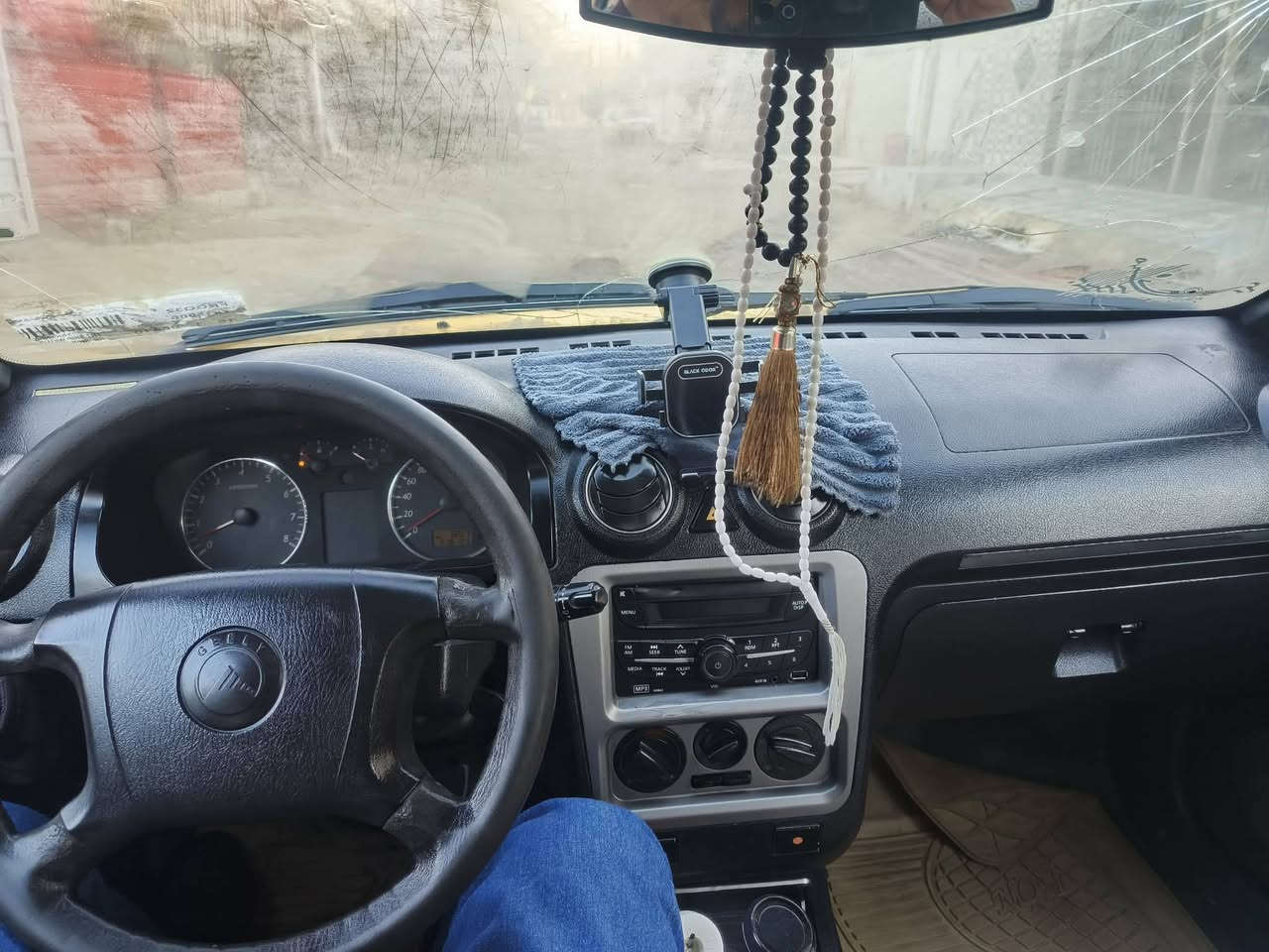 السلام عليكم
سيكي للبيع موديل 2010 رقم بغداد
محرك كورلا كير عادي 
طخم جديد طخم تاير جديد بدون ضربه 
هيئة وغرمه صفر سنوياً2027 شرط تحويل فقط
كابون ماستر بيها
سعرها 35 وبيها مجال كلش بسيط
***********
