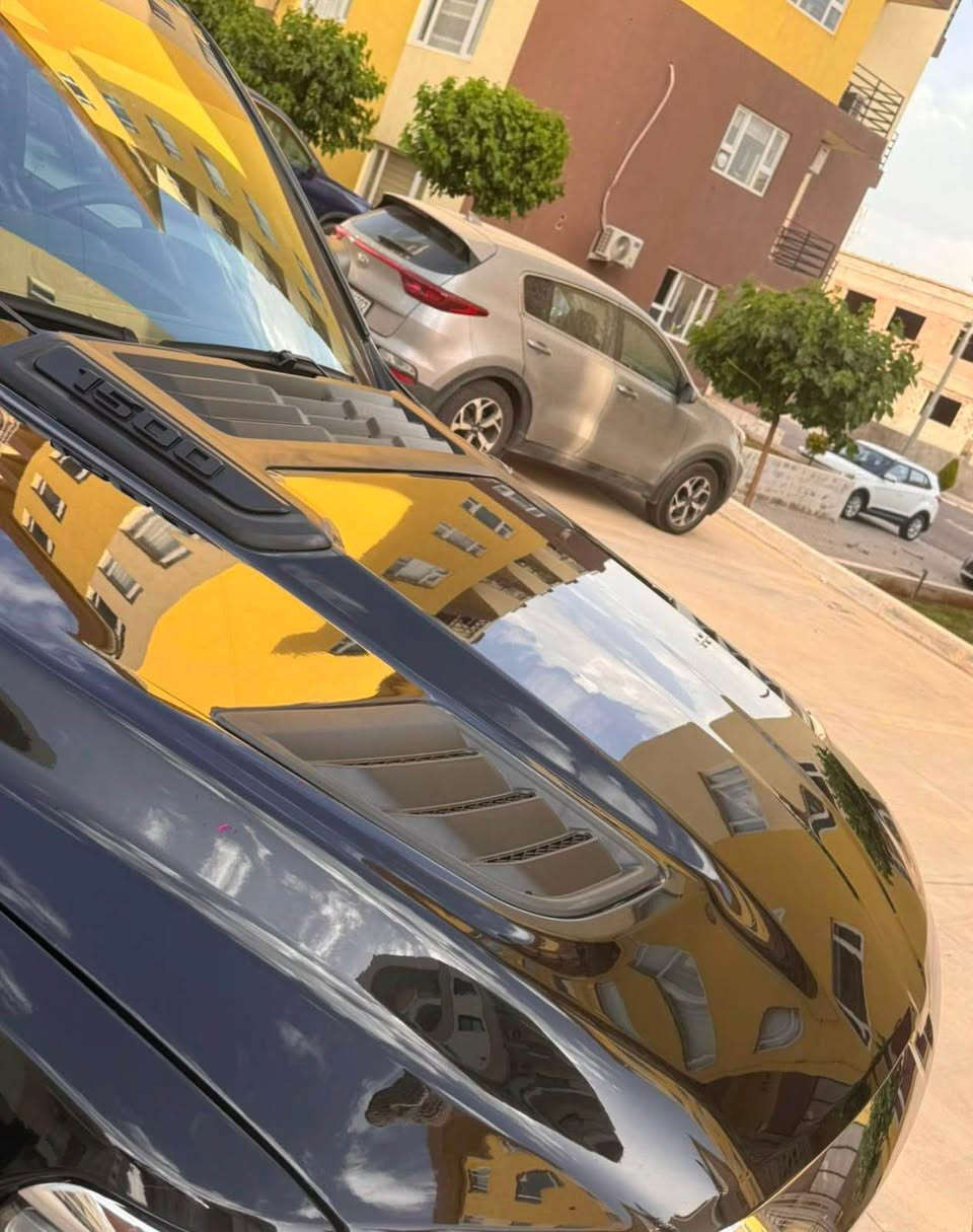 سلام عليكم 
رام 2025 بك هورن بجم لمتدد بلادي
مواصفات السياره بصمه تشغيل عن بعد رادار امامي جانبي خلفي كشنات جلد كير ماوس شاشه كار بلي و بعد بيها هواي مواصفات 
ضرر السياره بنيد مبدل فقط و بارد بل جاملغ الخلفي بدون ايرباكات 
السعر المطلوب 231$ و بيها مجال بسيط جداً
سياره كاتي تترقم شمالي بيها مده شهرين 
*********** بغداد, العراق
