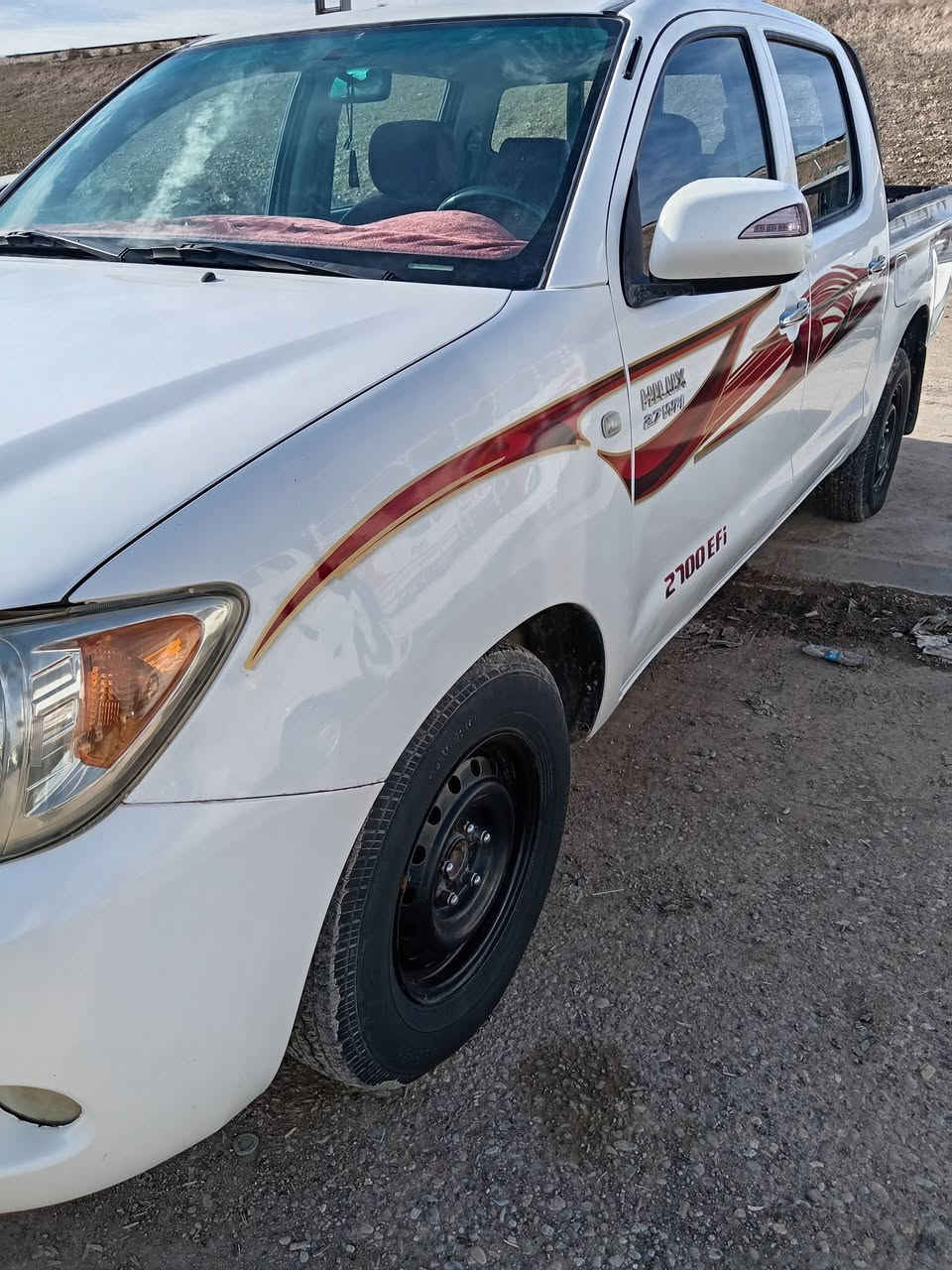 مرزي ٢٠٠٦ مشروع وطني باسمي شرط التحويل سنويه جديده جامرلغ سكن مبدل بلادي وبيها تعديل برد فقط بدون دواخل باب السكن وباب السايق قليل وبيها رش صبغ جامرلغ سكن شبرين
المكان كركوك ***********
