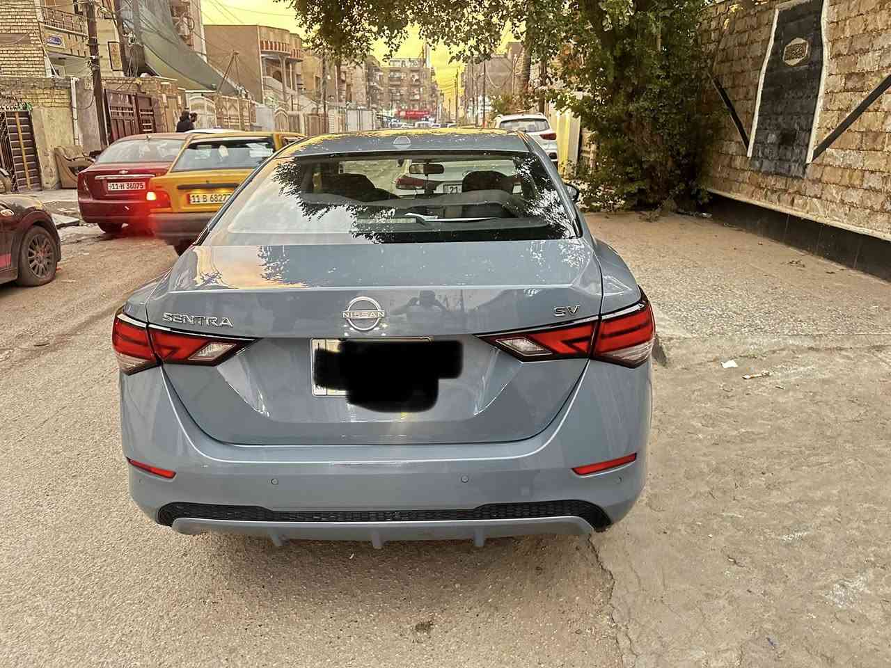 سلام عليكم سنترا موديل ٢٤ ماشي ٢٠ اربيل بيها جاملغ امامي مبدل بلادي نفس اللون والجاملغ الخلفي بي شويه صبغ  مواصفات sv بأسمي كامله مابيها نواقص مكانها بغداد ساحة ميسلون  السعر ١٥٠ وبي مجال 
استفسار ***********
