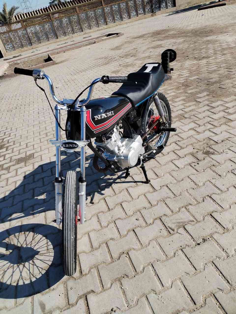 السلام عليكم دراجه للبيع سيجي نامه موديل ٢٤ الماكينه والغراض موديل ٢٥ كلهن والشاصي موديل ١٩ مال ارشه بوري رفيع العنوان بغداد الغزاليه السعر ٥٥٠ بيها مجال شي بصيط ومامتواجد عل فيس بس عل ***********
