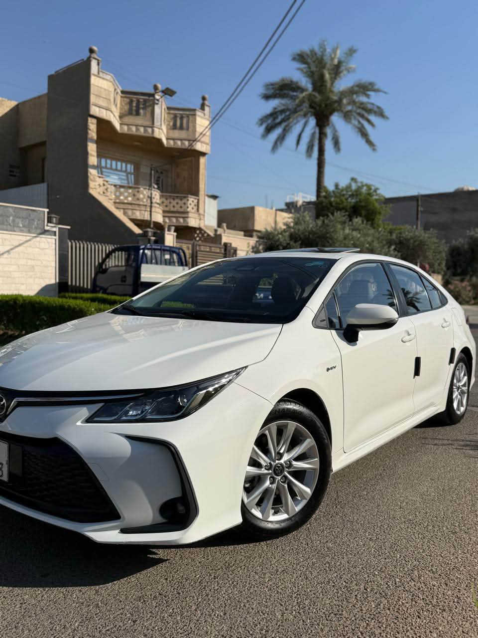 كورلا  شكل الخليجي 2025  محرك 1800 هايبرد HEV رقم بغداد بسمي السيارة
السيارة فول موصفات 1/1 
❇️ (كرسي كهربائي داخل جلد اسود بلادي ام سبايدر البلدي )‼️‼️
ماشيه 24 الف سيارة جديده 
سيار مكفول بس بيه شخط ب الهلال الجاملغ الخلفي 

سعر 23 مليون و 250 الف 

عنواني بغداد 

رقم تواصل ***********
