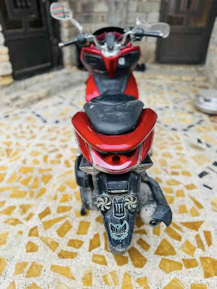 جيل اول ياباني  
مكينه مفتوحة مره وحدة 
كفرات بلاديه نضافتهن 99بل ١٠٠ مابيهن كسور 
كهربائيات كله شغاله تايرات لوك طسه ناعمه 
استفسار اكثر اتصال ☎️ ***********  العنوان سامراء
