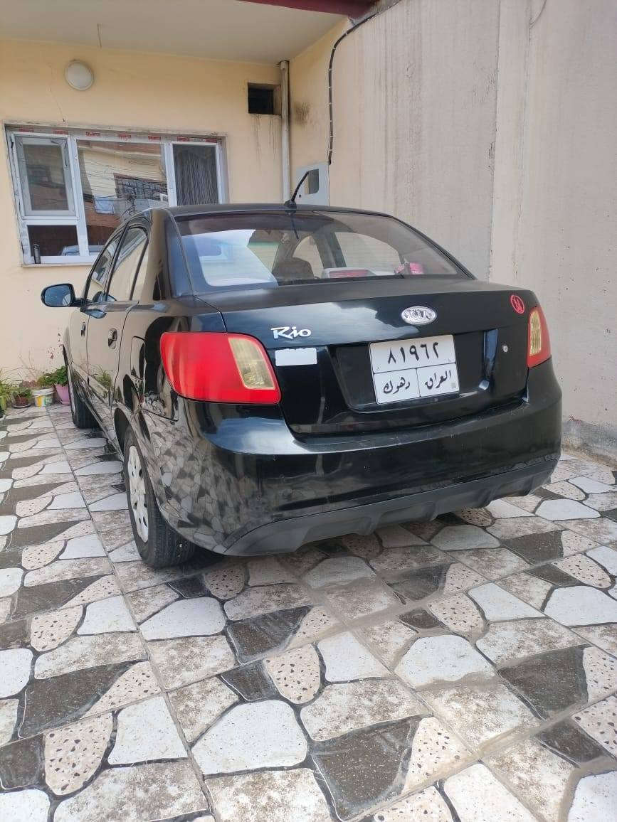 سلام عليكم سياره كيا يرو مديل 2011 محرك16كير عادي داخل برايد ما بيها صبغ سعر 82وبيها مجال  مكان موصل الايسر 
***********
***********
