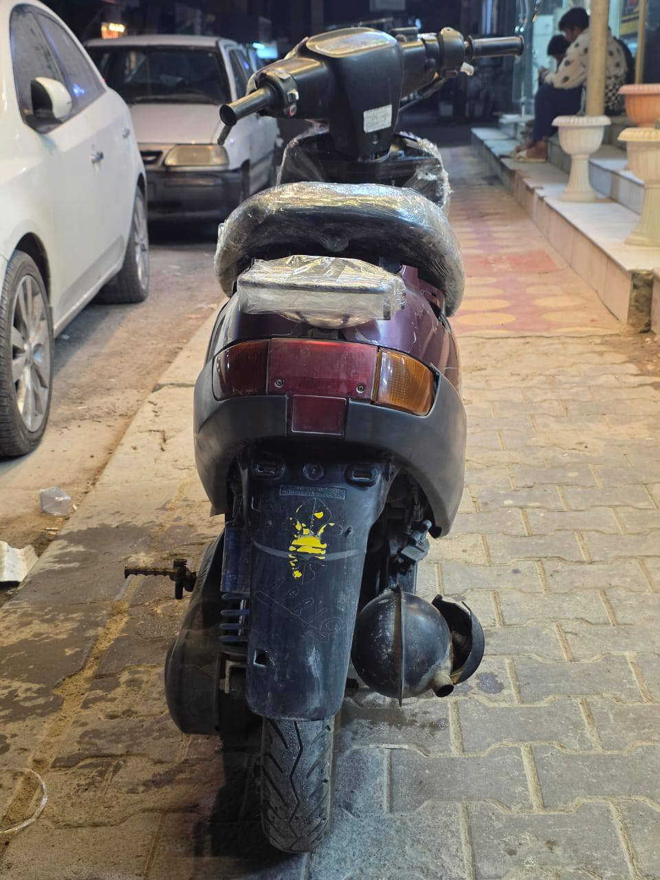 السلام عليكم دراجة بطة 60تك نضافة 85%بلاديه مامتعوبه مكاني نجف كوفة رقم ***********
