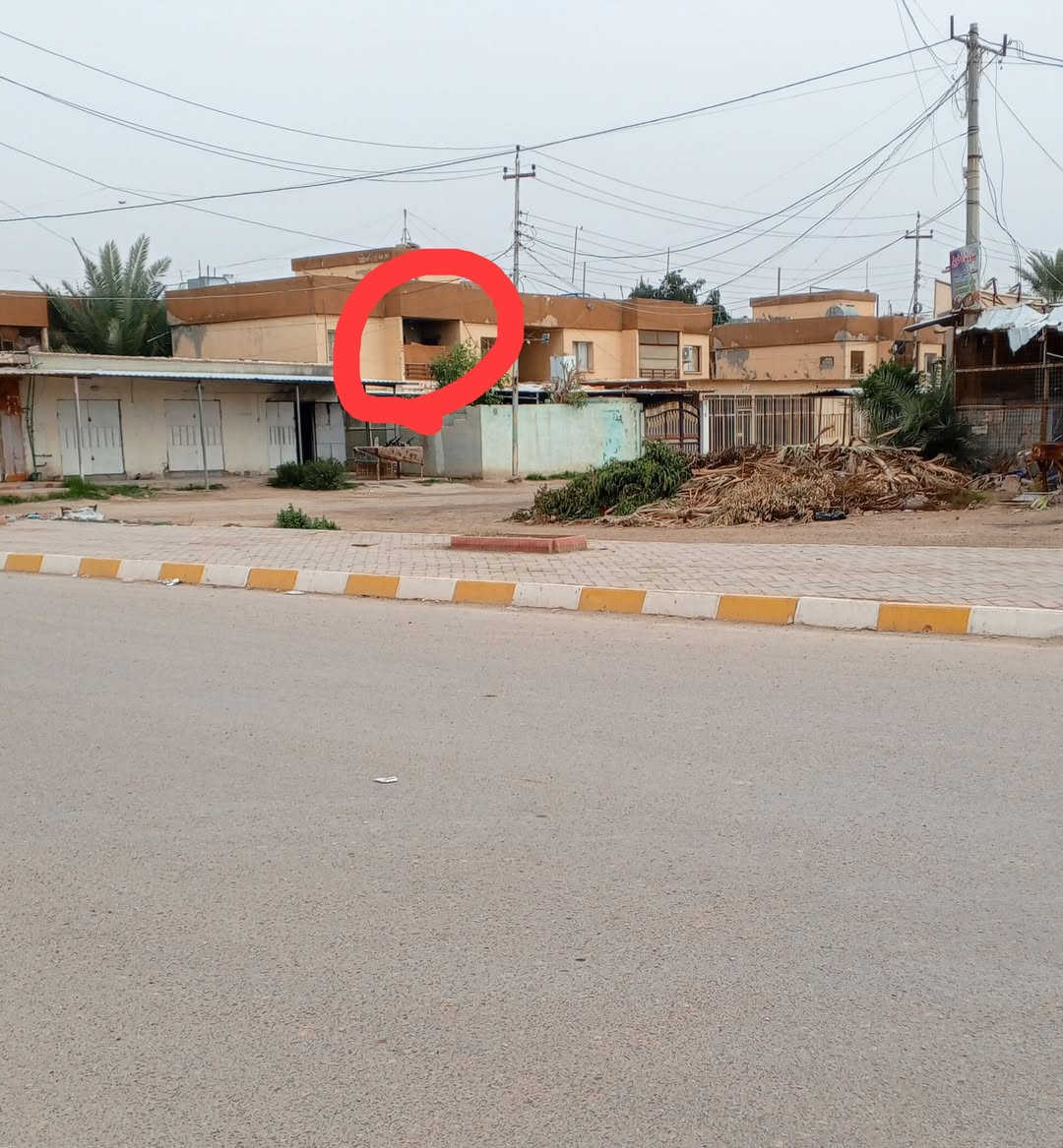 السلام عليكم
للايجار

 شقه طابق ثاني للايجار فرع

 صيدلية (ركن الحبانية)   مطلة على الساحة والمطعم جاهزه للسكن  

بدل الايجار  125 شامل مع أجور الماء والكهرباء الوطني


**إذا كنت صاحب هذا الإعلان وتريد حذفه لأي سبب، رجاءا أرسل رسالة إلى الدعم الفني**