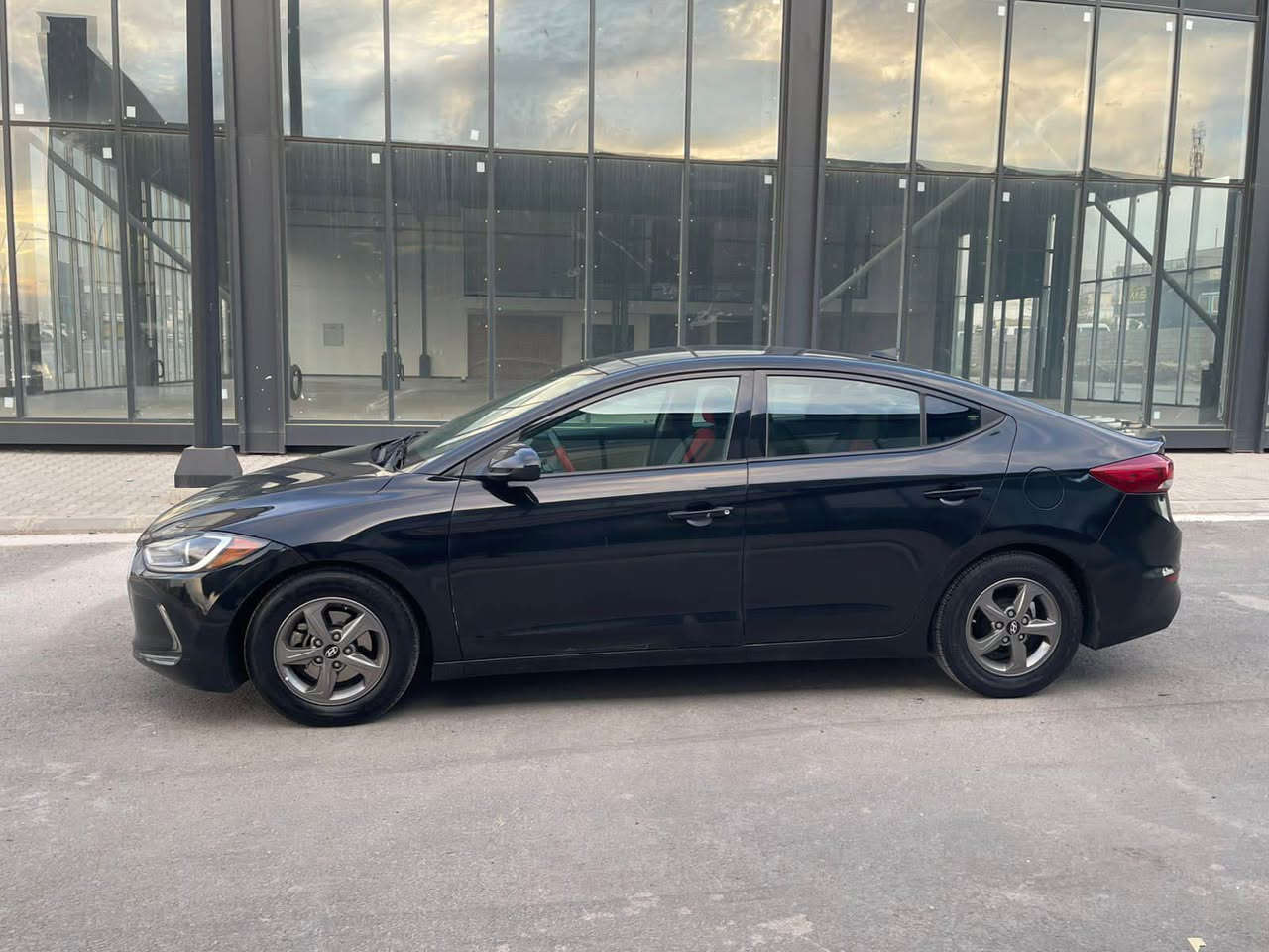 هۆندای ئەلنترا ٢٠١٧
شاشە گەورە
yکامێرا
بلاجیکتۆر
تەحەکوماتی سەر سوکان
سێ مۆدی
(eco-normal-sport)
پێنج پارچەی بۆیاخە بێ ناو گرتن 
پێشی کەپسە
مەکینەی ١٤ی تۆربۆیە 
سەنەوی تازەیە تا ٢٠٢٨
سەیارەییەکی جوان و بێ مەسرەفە السليمانية, العراق


**إذا كنت صاحب هذا الإعلان وتريد حذفه لأي سبب، رجاءا أرسل رسالة إلى الدعم الفني**