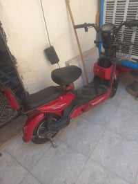 باسكل شحن اخو الجديد للبيع السعر ٣٠٠ و بي مجال ٠٧٧٧٢٩١٨٥٨٩