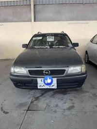 سعر 42 وبيها مجال  اوبل استرا  محرك 16 باور موديل 1993 رقم دهوك سنويه ...