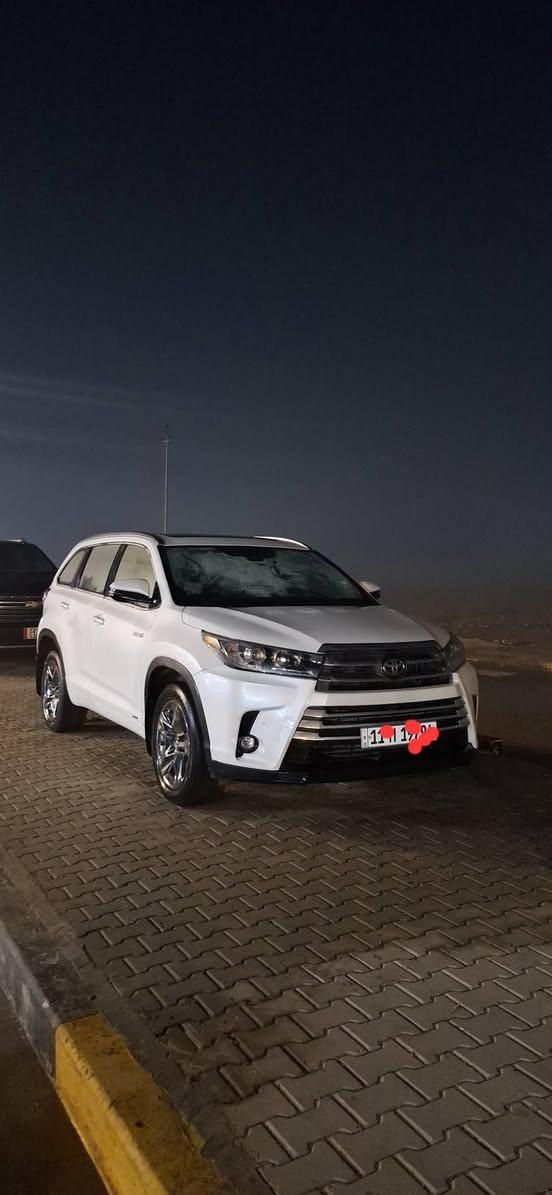 السلام عليكم للبيع هايلاندر
Limited [ 2019 ]مكفولة عدا بارد قليل بالجاملغ الخلفي وصورها والحادث موجود قليل جدآ 
السيارة فول مواصفات أعلى شي بل بالهايلندر
تبريد تدفئه كشنات أمامي وخلفي
تبريد 3 قطع 
7 راكب كشنات Yip  منفصل سياحي
بانورما وليس فتحة سقف
خمس كامرات محورية كل الاتجاهات
رادار أمامي وخلفي وجانبي 
مرايات جانبية نقطة عمياء وهيتر 
الستيرن هيتر
المري هيتر
جنطه كهرباء 
كشنات منفصله Vip
وبعد بيها مواصفات عذرآ لو ما ذكرتها .
السعر 310 وبي مجال للمشتري 
ربي يحفظكم 
مكانها بغداد ابو غريب 
 ***********
***********
